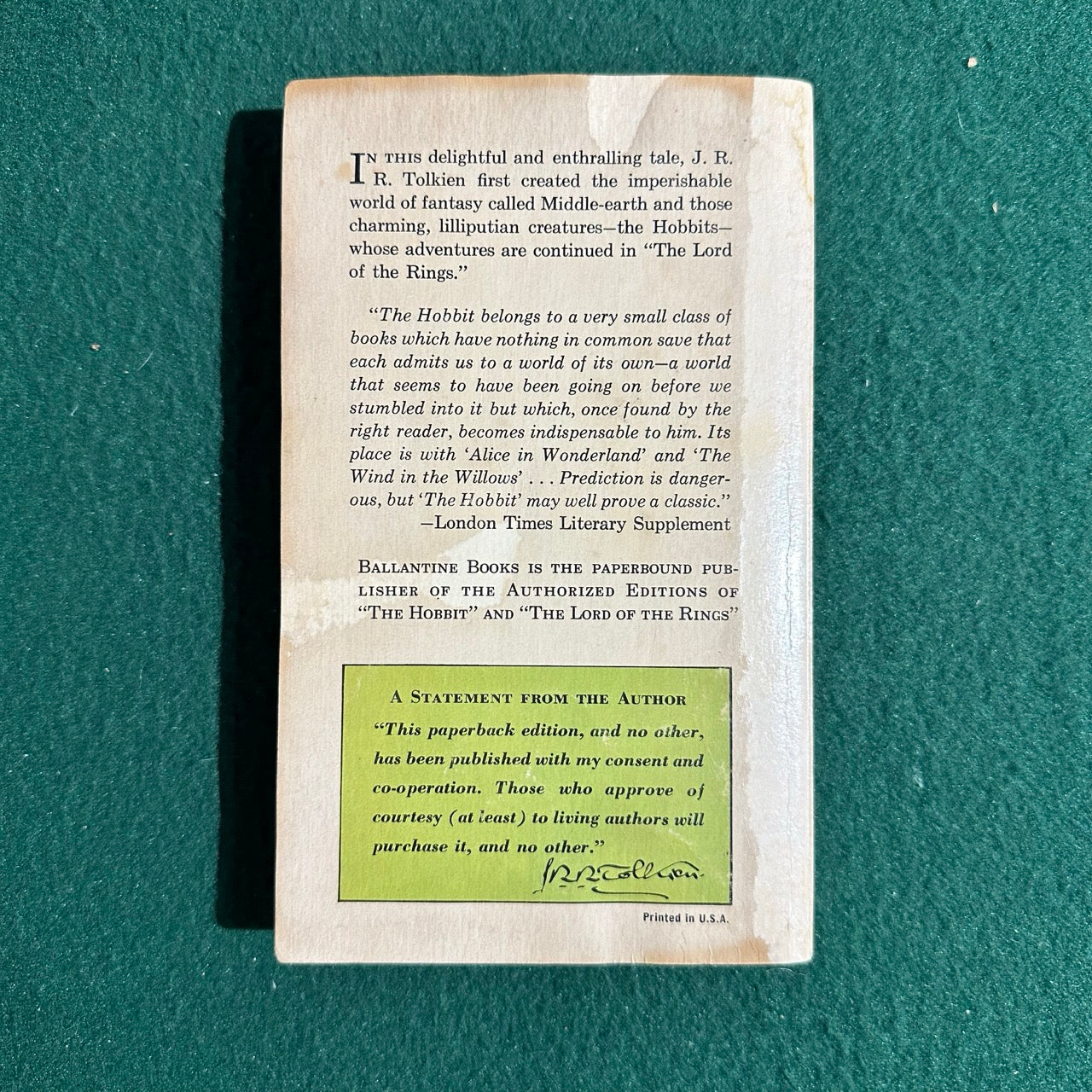 Vintage Fantasy Paperback: JRR Tolkien - The Hobbit, Lion Cover FIRST PRINTING