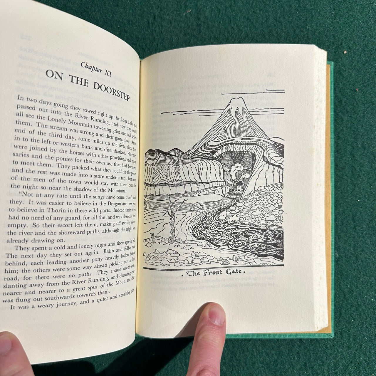 Vintage Fantasy Hardback: JRR Tolkien - The Hobbit THIRTY-SEVENTH PRINTING