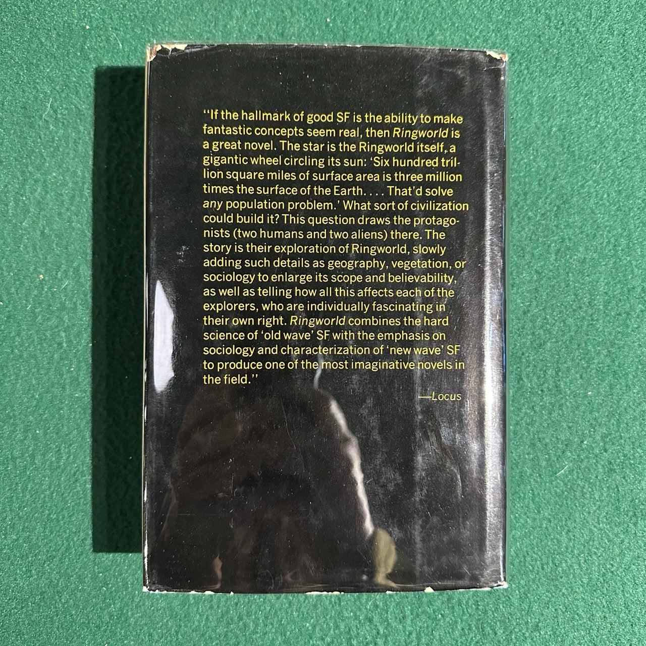 Vintage Sci-Fi Hardback: Larry Niven - Ringworld FIRST EDITION