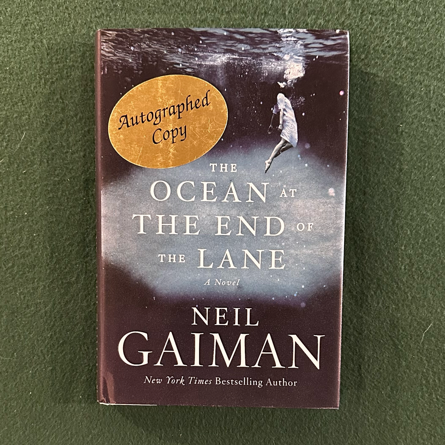 Vintage Fantasy Hardback: Neil Gaiman - The Ocean at the End of the Lane SIGNED FIRST EDITION/PRINTING