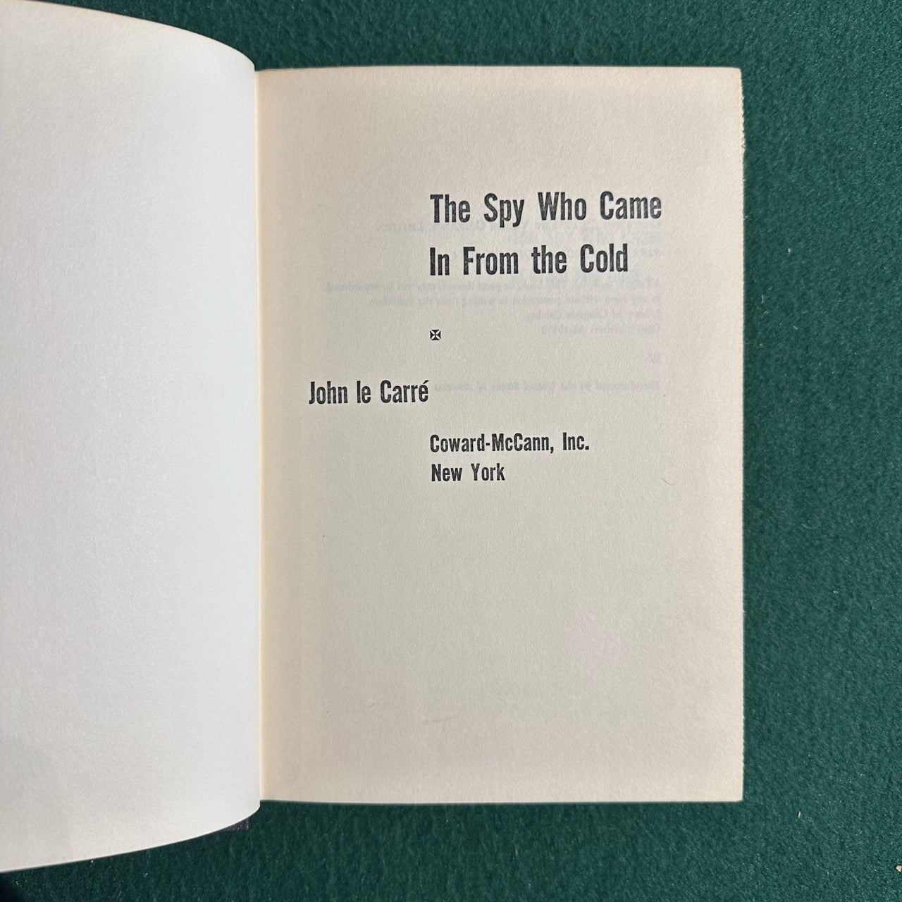 Vintage Fiction Hardback: John le Carre - The Spy Who Came in from the Cold BCE