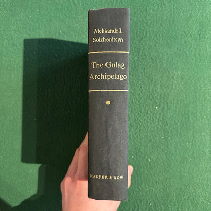 Vintage Non-Fiction Hardback: Aleksandr I Solzhenitsyn - The Gulag Archipelago FIRST EDITION