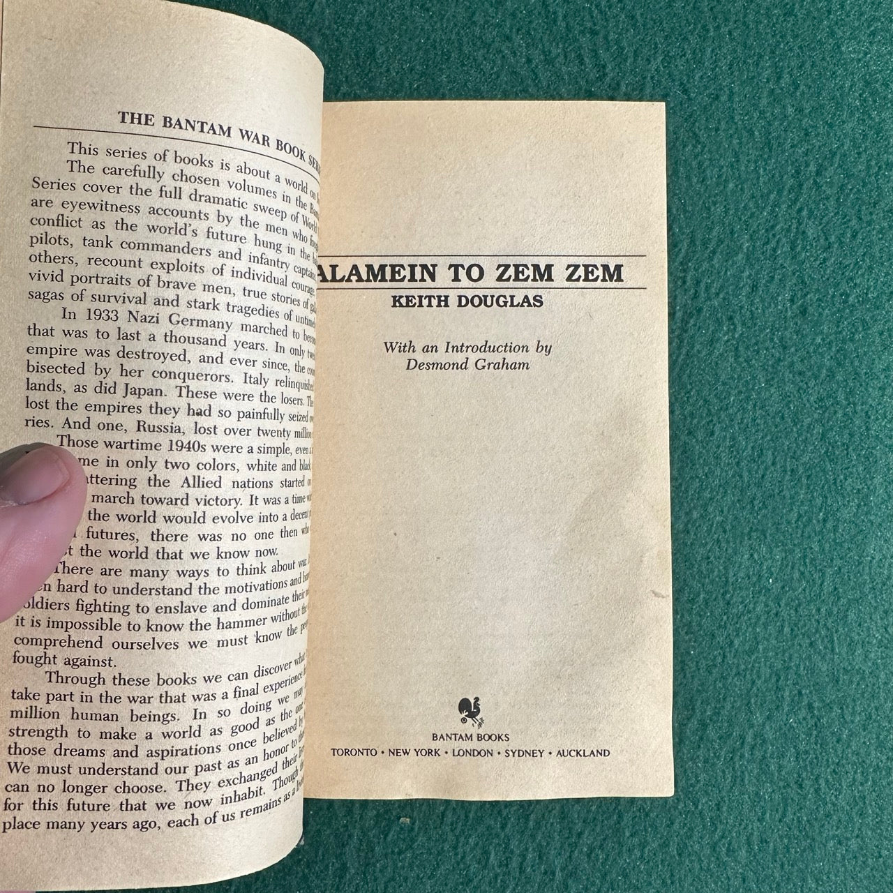 Vintage Fiction Paperback: Keith Douglas - Alamein to Zem Zem FIRST PRINTING