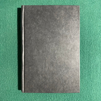Vintage Fantasy Hardback: Terry Pratchett - Strata BCE