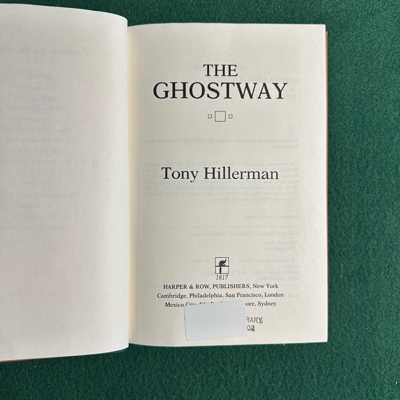 Vintage Fiction Hardback: Tony Hillerman - The Ghostway SIGNED SECOND PRINTING