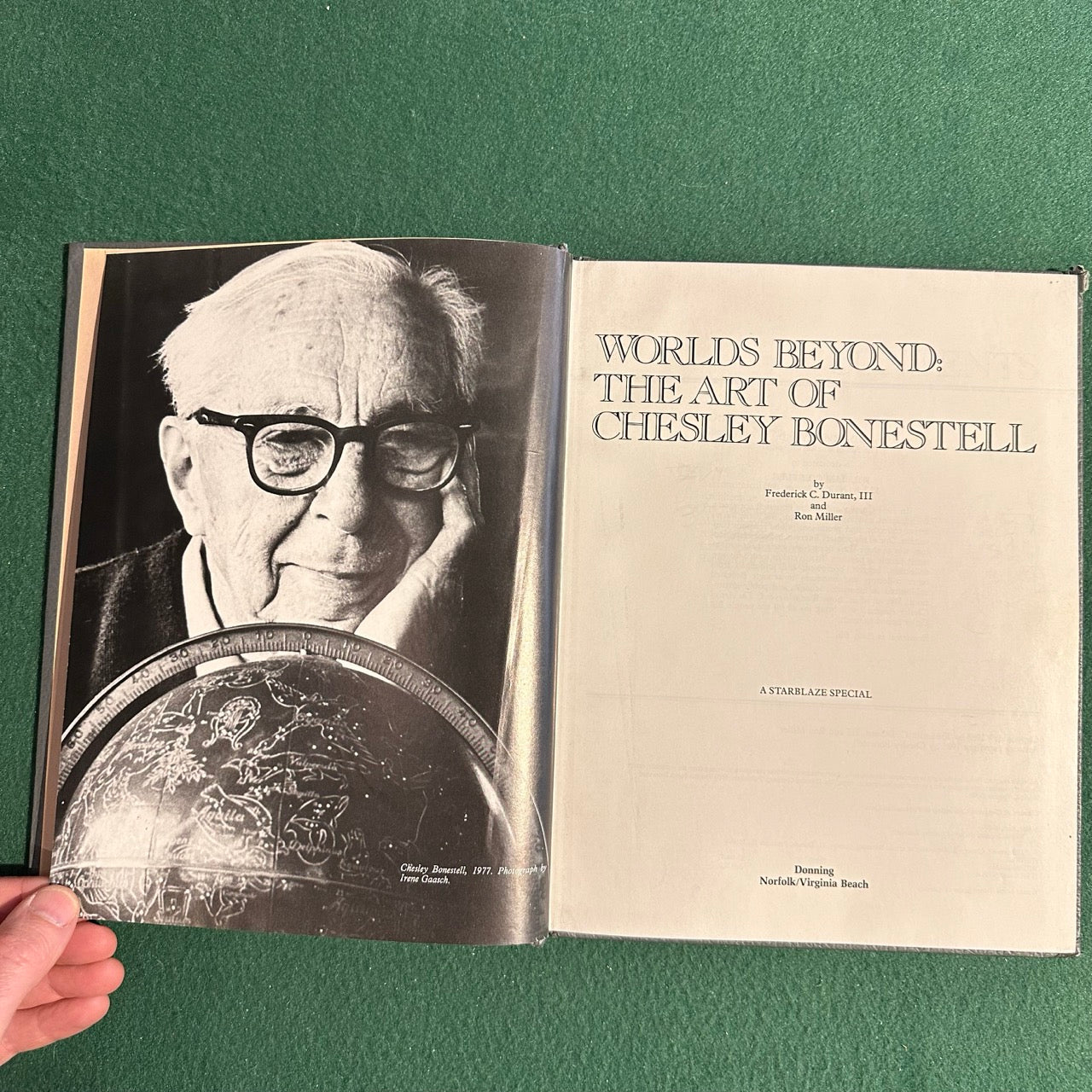 Vintage Art Hardback: Frederick C Durant & Ron Miller - Worlds Beyond: The Art of Chesley Bonestell