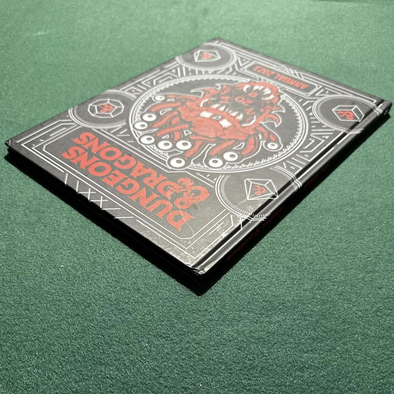 Dungeons & Dragons Hardback: Dungeons & Dragons Annual 2023 FIRST PRINT