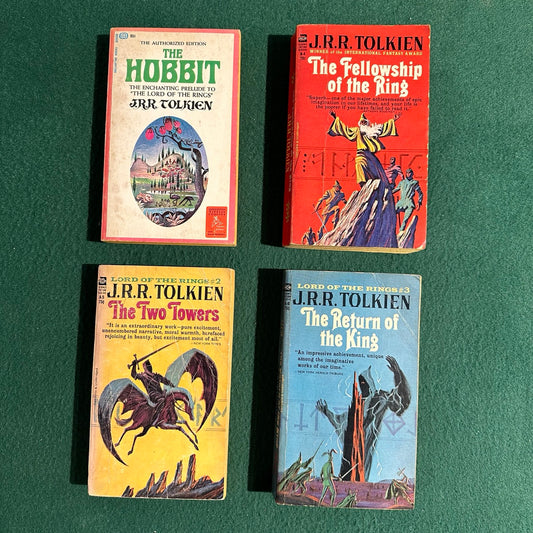 Vintage Fantasy Paperbacks: JRR Tolkien - The Hobbit (3rd Printing) and The Lord of the Rings Ace Unauthorized Editions