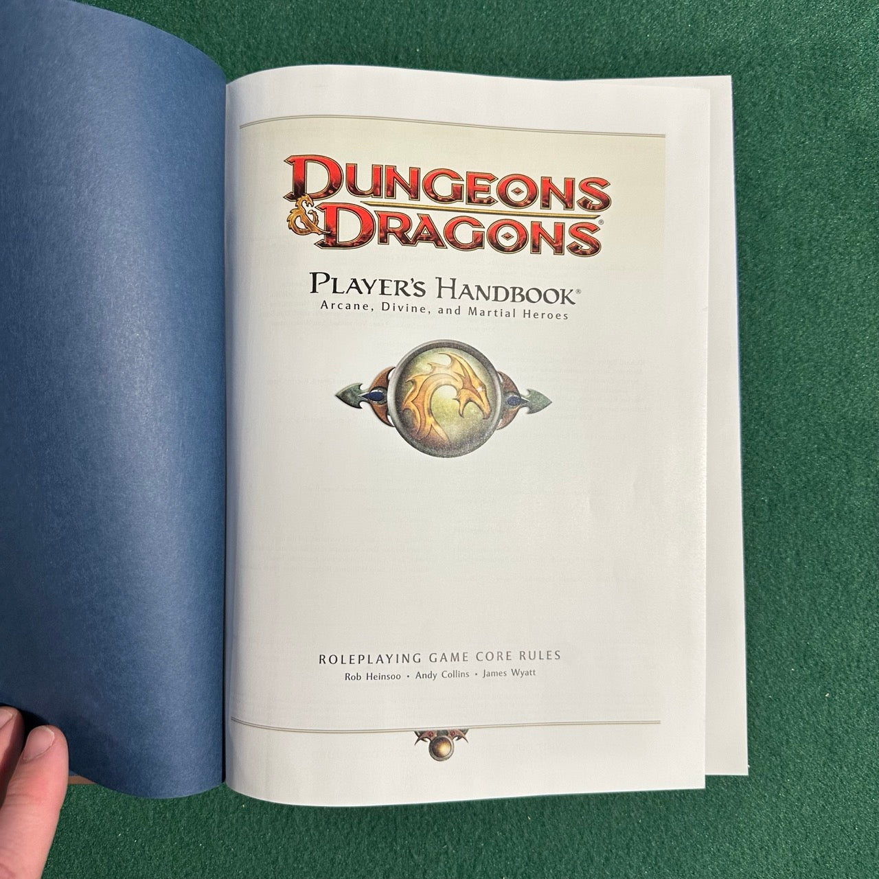 Dungeons & Dragons 4e Rulebook: Player's Handbook FIRST PRINTING