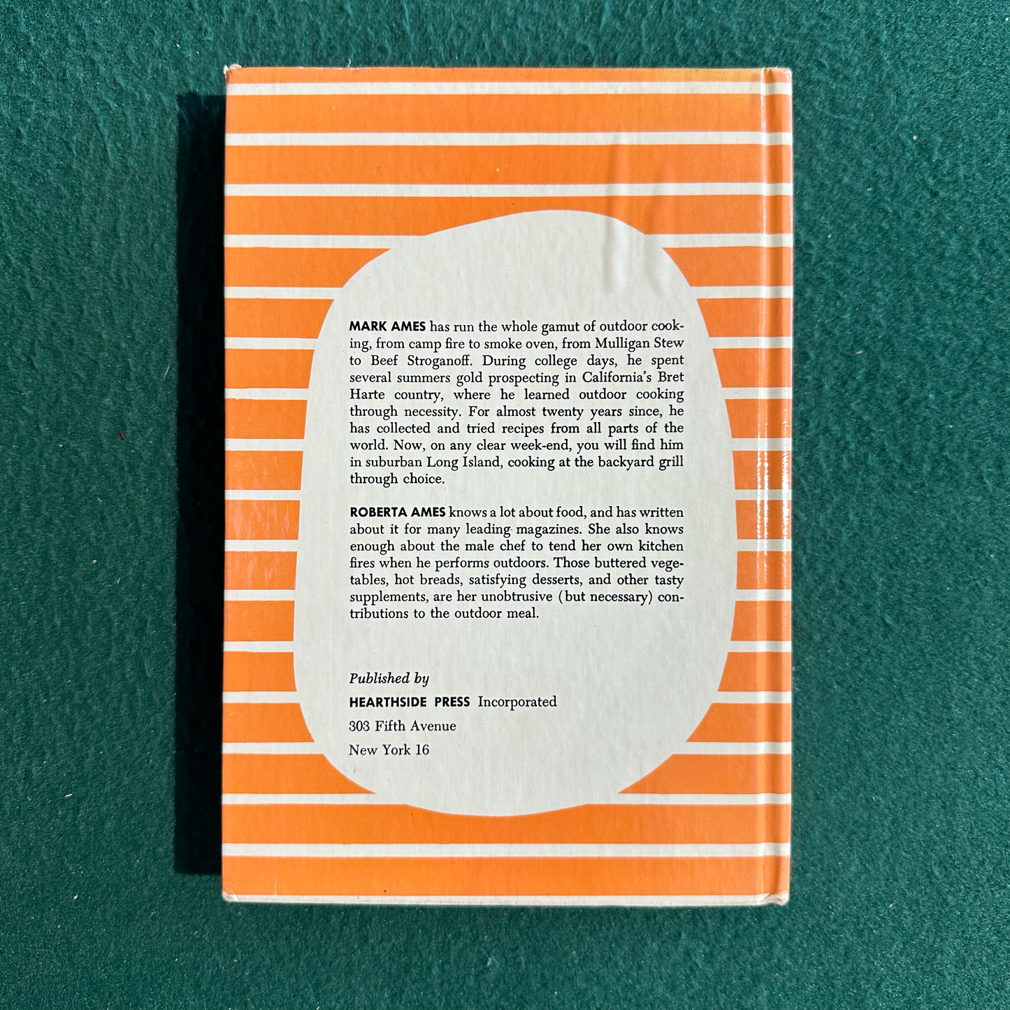 Vintage Non-Fiction Hardback: Mark and Roberta Ames - Barbecues!