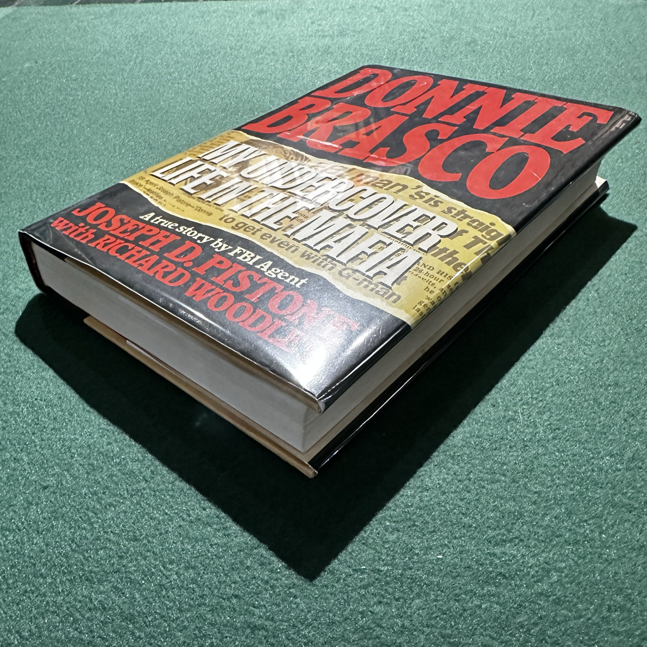 Vintage Non-Fiction Hardback: Joseph D Pistone and Richard Woodley - Donnie Brasco FIRST EDITION / PRINTING