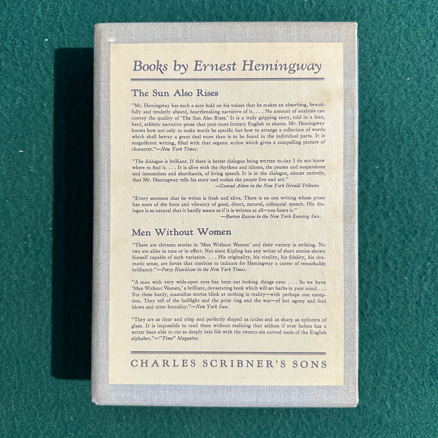 Vintage Fiction Hardback: Ernest Hemingway - A Farewell to Arms FIRST EDITION FACSIMILE