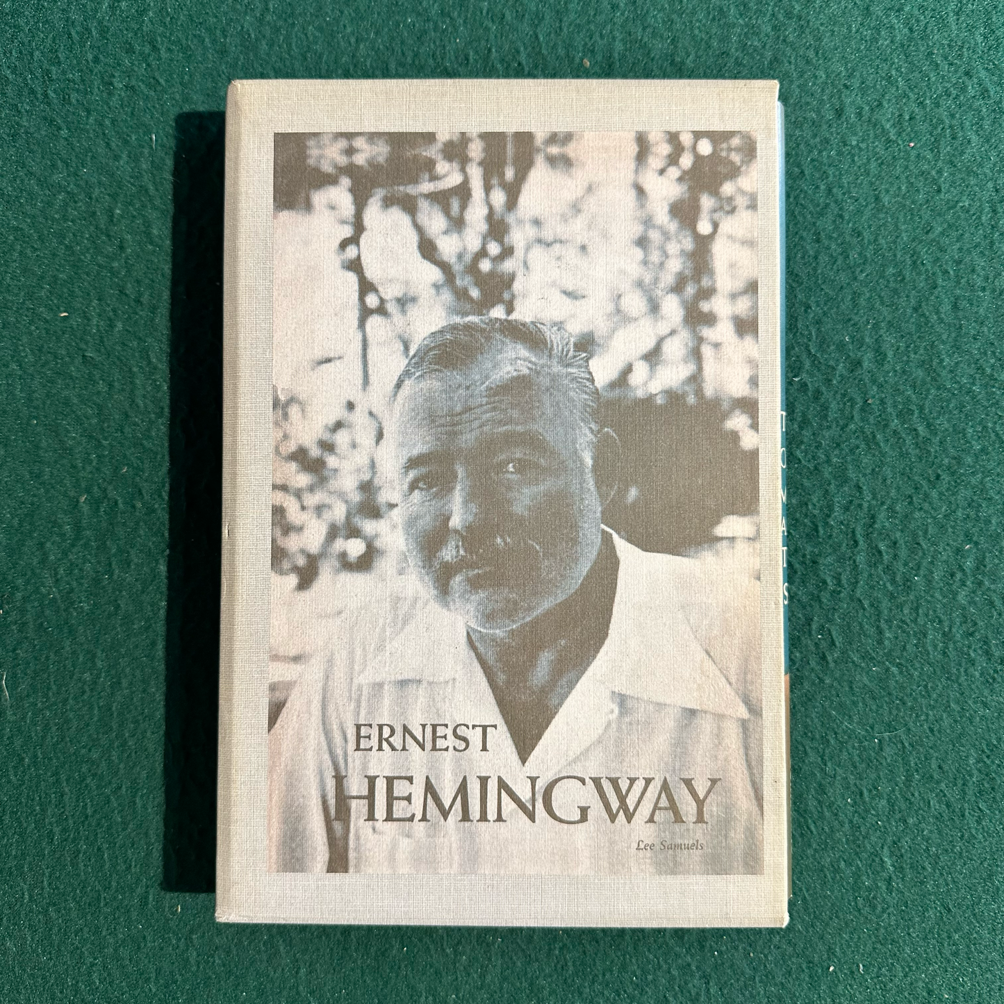 Vintage Fiction Hardback: Ernest Hemingway - The Old Man and the Sea FIRST EDITION FACSIMILE