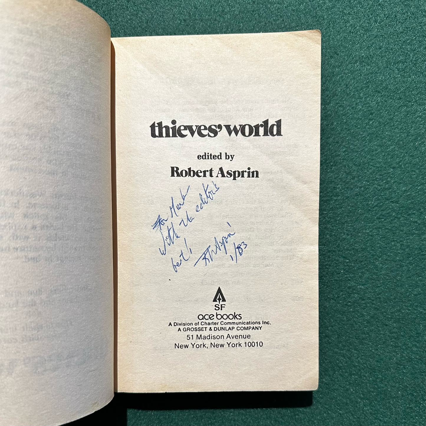 Vintage Fantasy Paperback: Robert Asprin - Thieves' World SIGNED SECOND PRINTING