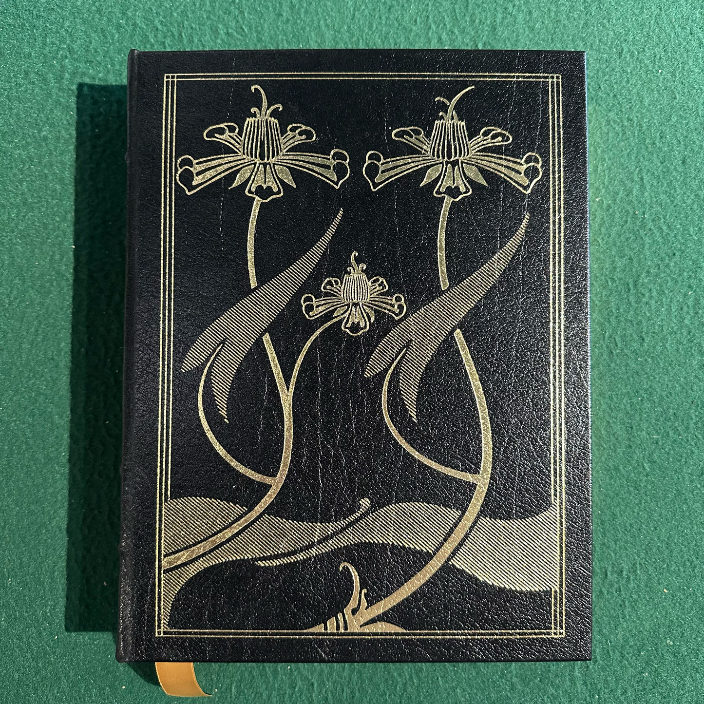 Vintage Fiction Hardback: Sir Thomas Mallory - Le Morte Darthur
