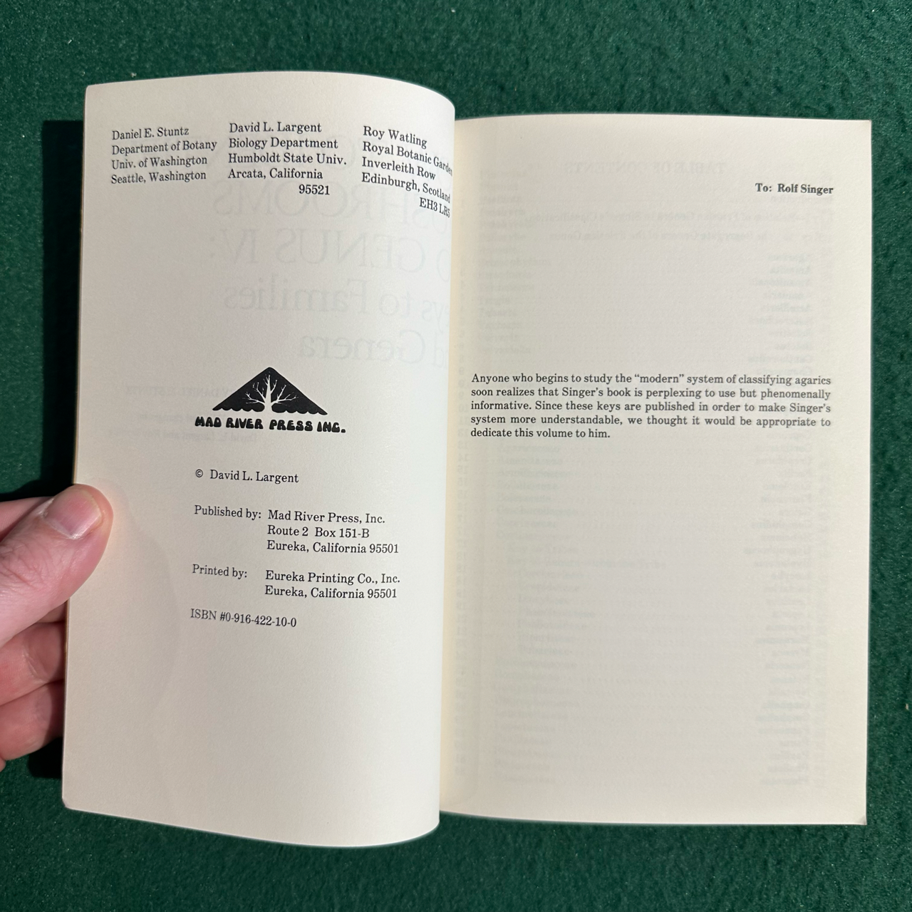 Vintage Non-Fiction Paperback: Daniel E Stuntz, David Largent and Roy Watling - How to Identify Mushrooms to Genus IV: Keys to Families and Genera