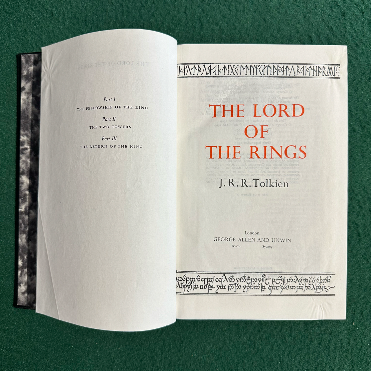 Vintage Fantasy Hardback: JRR Tolkien - The Lord of the Rings De Luxe Edition SIXTH PRINTING