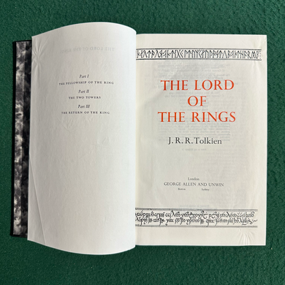 Vintage Fantasy Hardback: JRR Tolkien - The Lord of the Rings De Luxe Edition SIXTH PRINTING