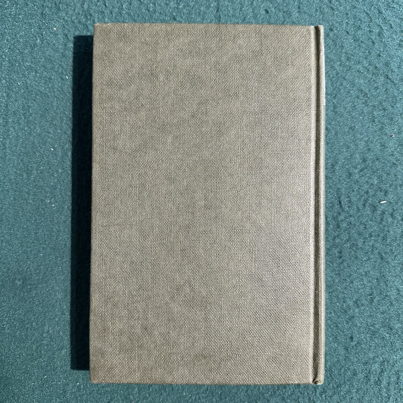 Vintage Fantasy Hardback: Ursula K Le Guin - A Wizard of Earthsea FOURTH UK PRINTING