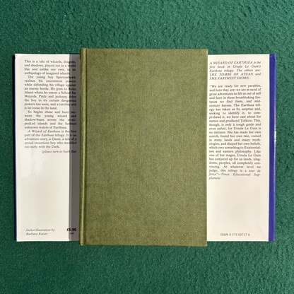 Vintage Fantasy Hardback: Ursula K Le Guin - A Wizard of Earthsea FOURTH UK PRINTING