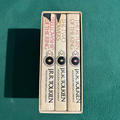 Vintage Fantasy Hardback: JRR Tolkien - The Lord of the Rings SECOND EDITION