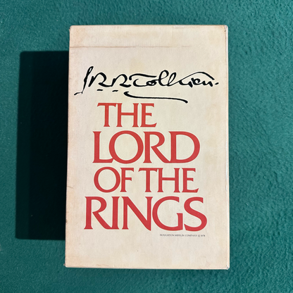 Vintage Fantasy Hardback: JRR Tolkien - The Lord of the Rings SECOND EDITION