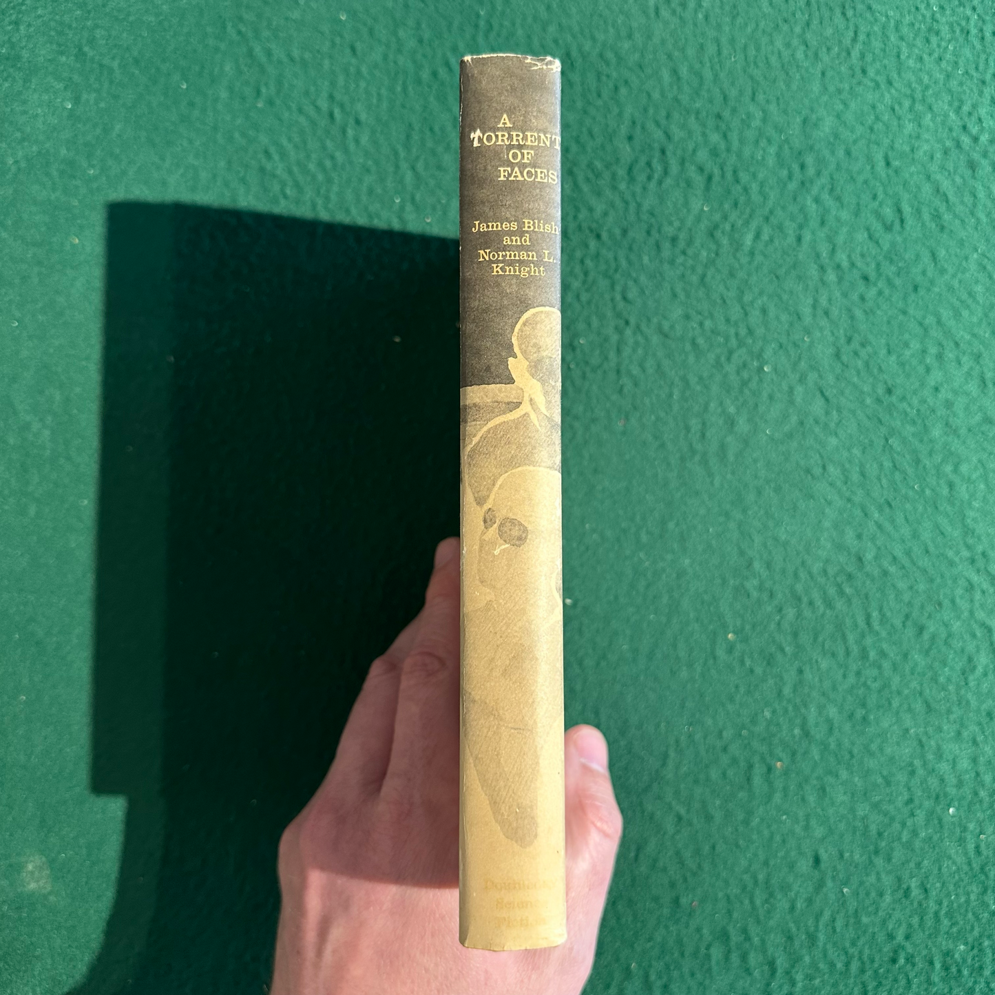Vintage Sci-Fi Hardback: James Blish and Norman L Knight - A Torrent of Faces BCE