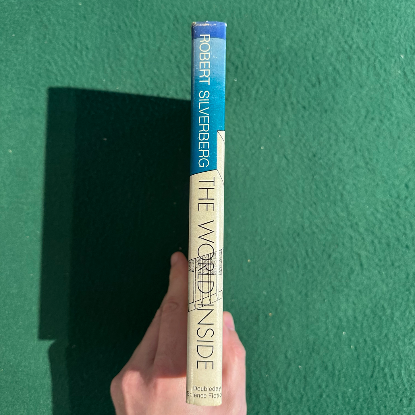 Vintage Sci-Fi Hardback: Robert Silverberg - The World Inside BCE