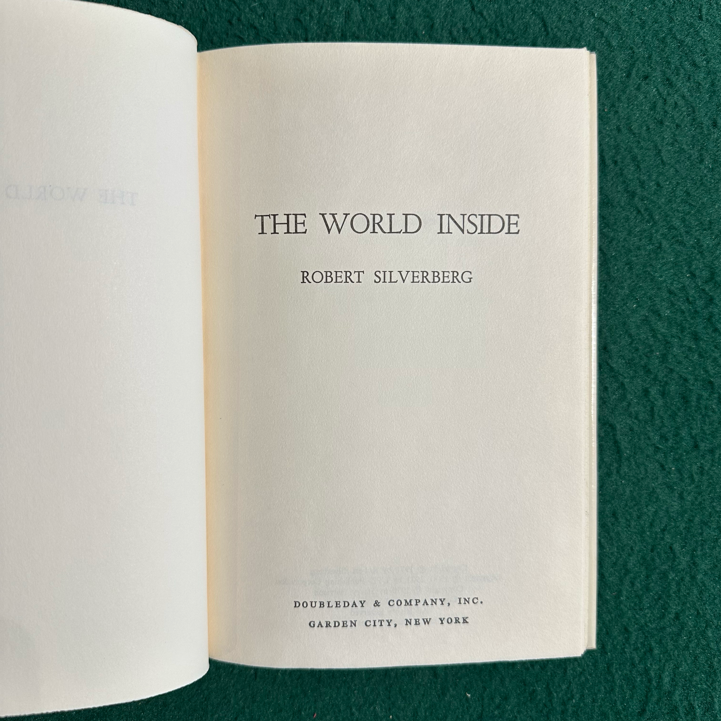 Vintage Sci-Fi Hardback: Robert Silverberg - The World Inside BCE
