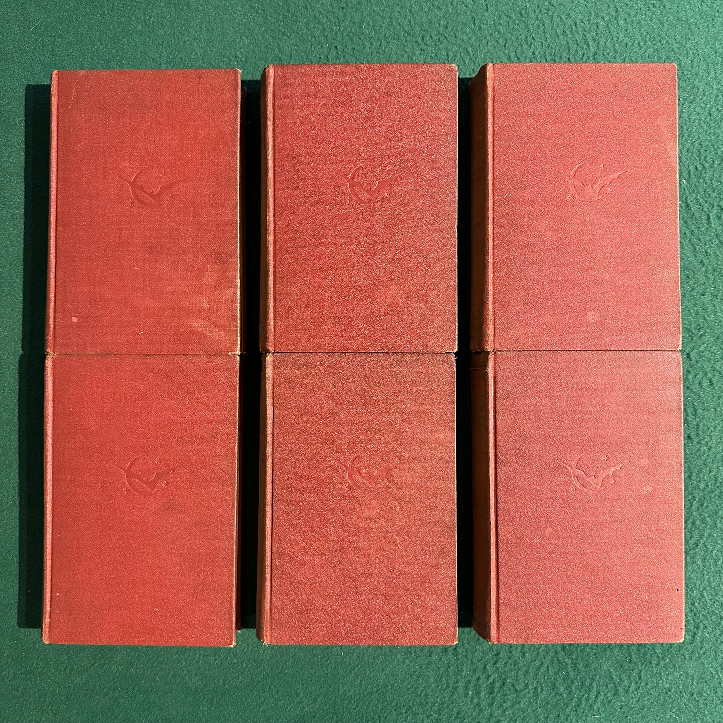 Vintage Fiction Hardbacks: Mary E and Thomas W Hanshew - The Scotland Yard Mystery Library, Six Book Set