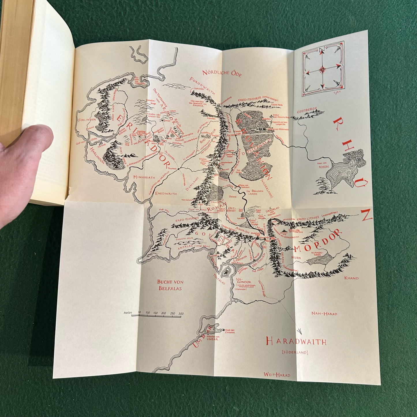 Vintage Fantasy Paperbacks: J.R.R Tolkien - Der Herr Der Ringe 1-3 Box Set