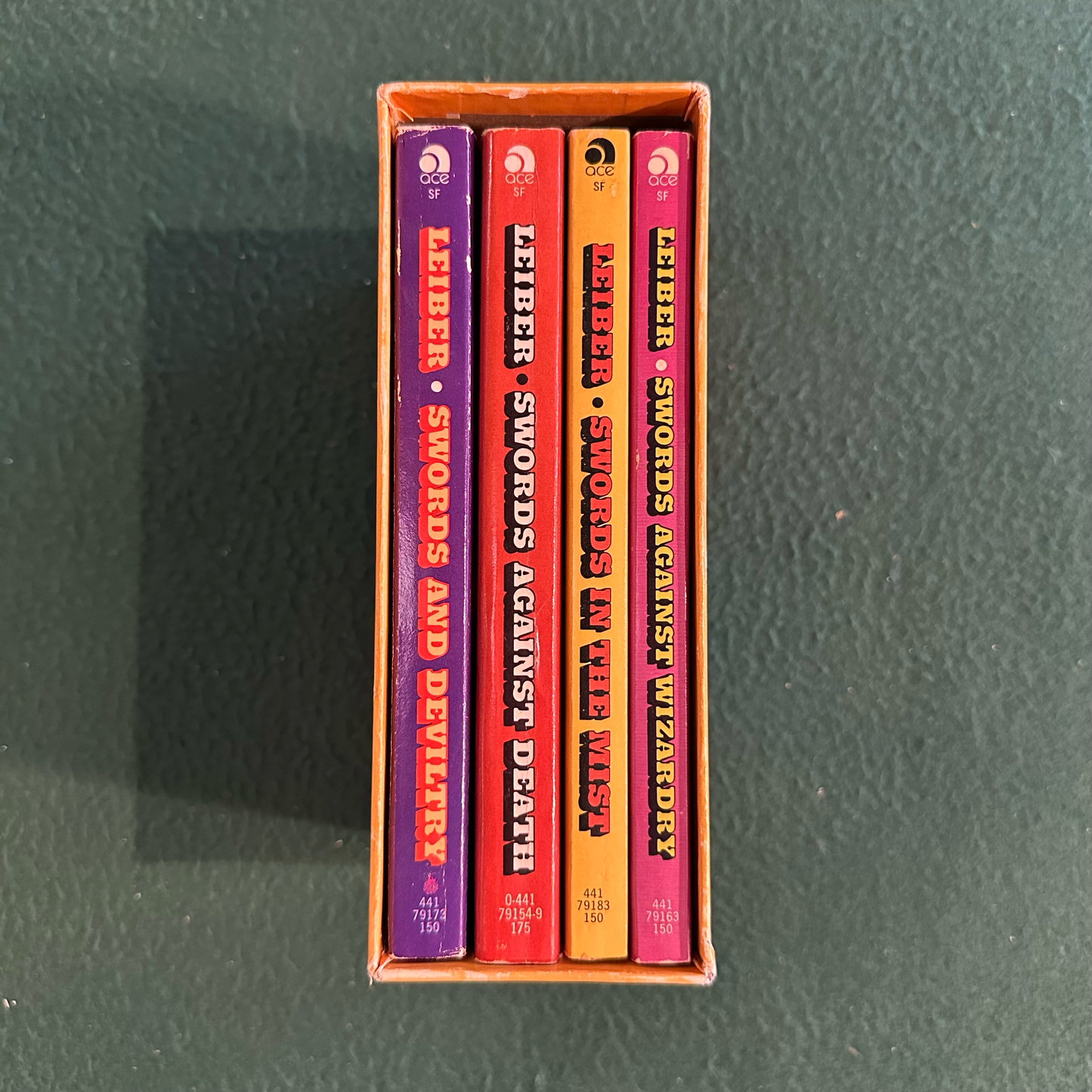 Vintage Fantasy Paperbacks: Fritz Leiber - Lankhmar Box Set