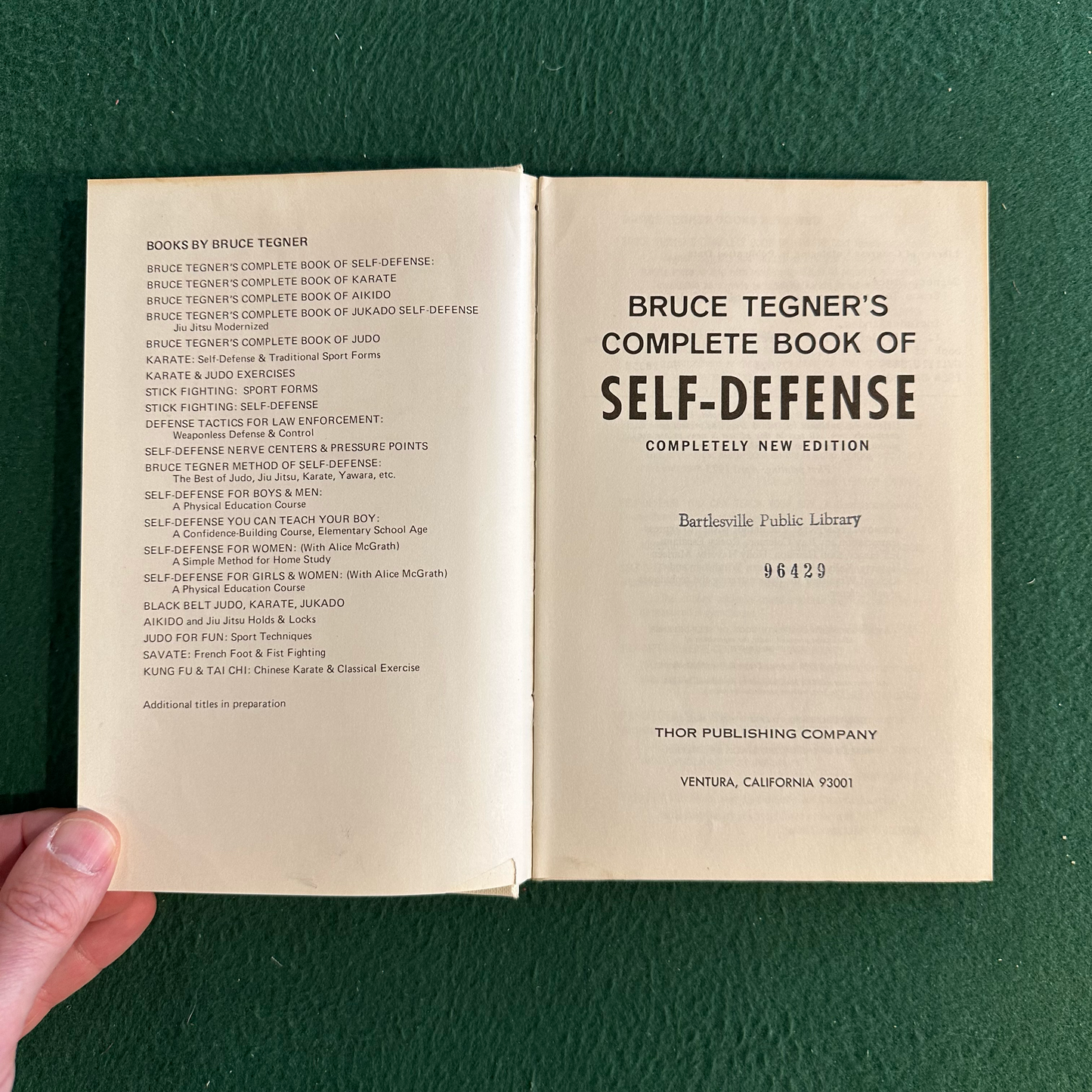 Vintage Non-Fiction Hardback: Bruce Tegner's Complete Book of Self-Defense FIRST PRINTING