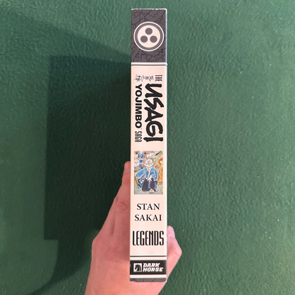 Graphic Novel Paperback: Stan Sakai - The Usagi Yojimbo Saga: Legends FIRST PRINTING
