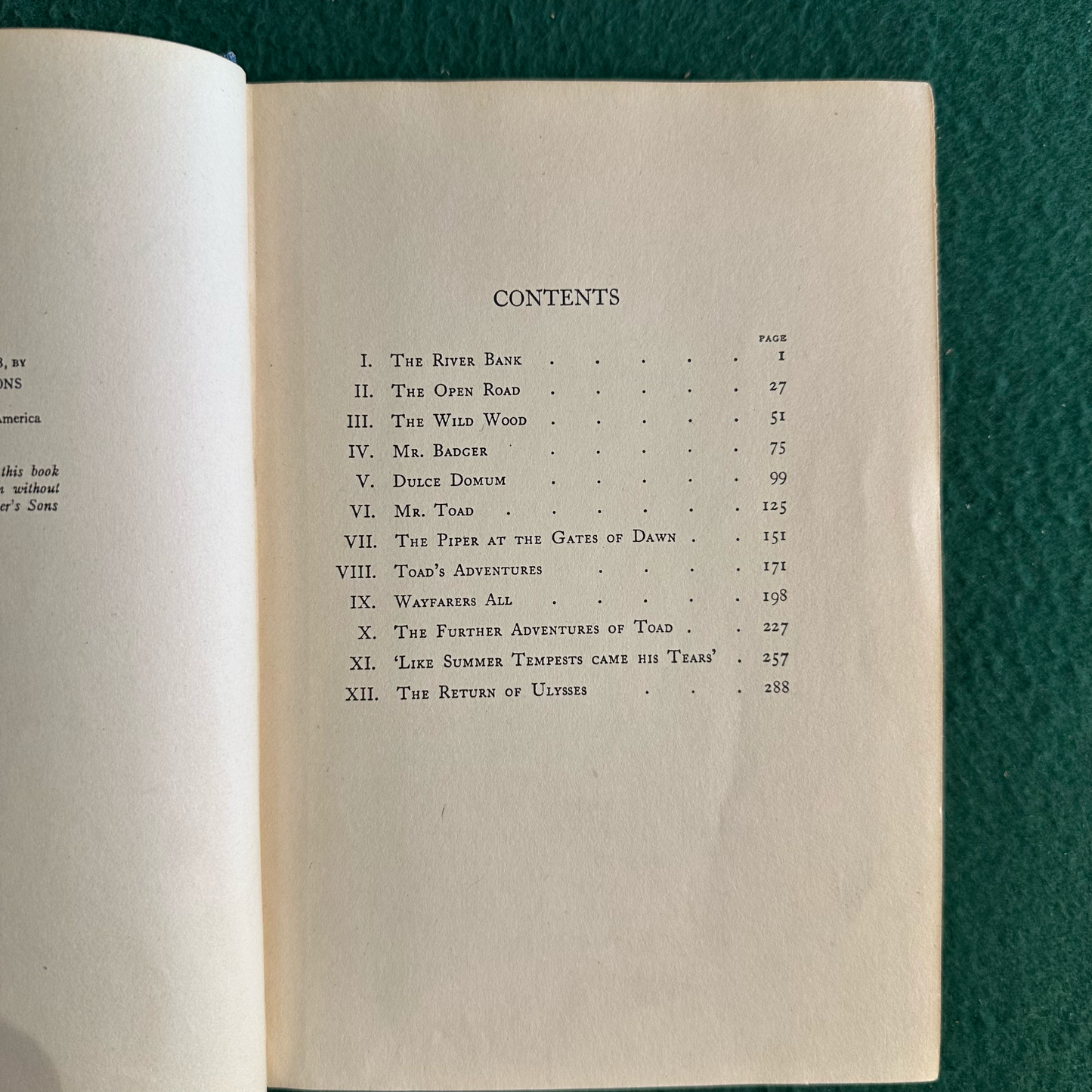 Vintage Fiction Hardback: Kenneth Grahame - The Wind in the Willows Illustrated THIRD EDITION