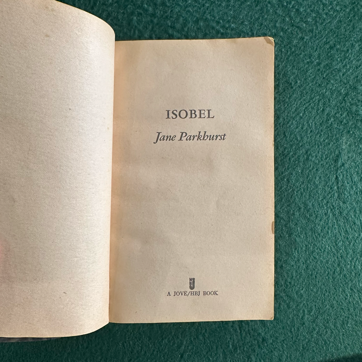 Vintage Horror Paperback: Jane Parkhurst - Isobel FIRST PRINTING