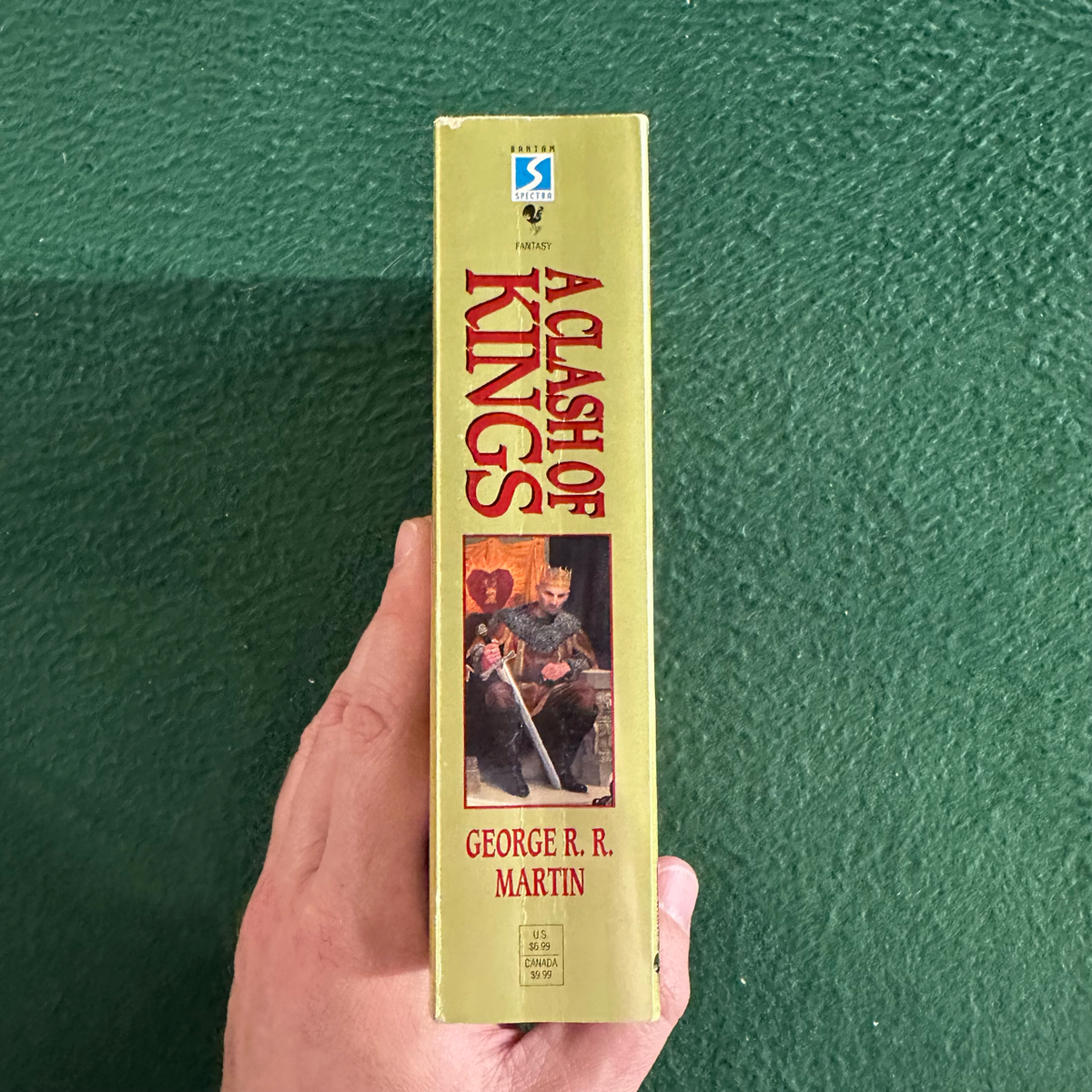 Vintage Fantasy Paperback: George RR Martin - A Clash of Kings FIRST PRINTING