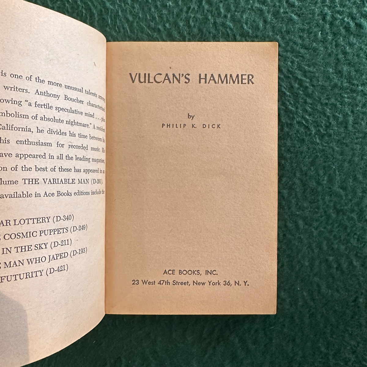 Vintage Sci-Fi Paperback: Philip K Dick / John Brunner - Ace Double: Vulcan's Hammer / The Skyknappers