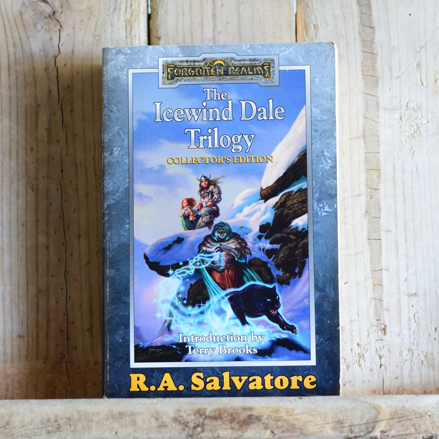 Dungeons and Dragons Paperback: R A Salvatore - The Icewind Dale Trilogy Collector's Edition