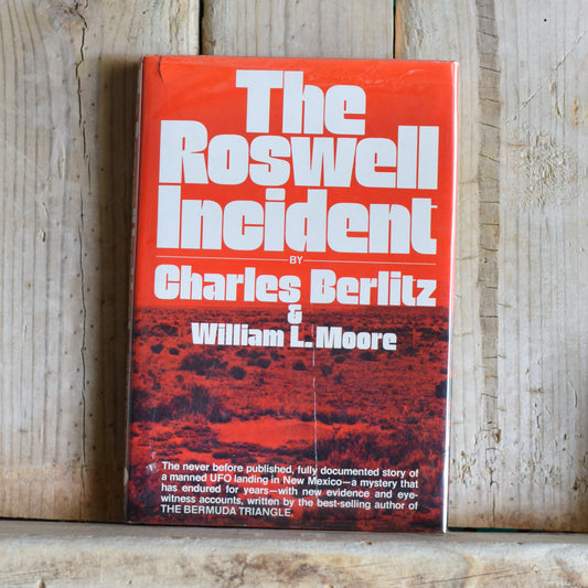 Vintage Non-fiction Hardback: Charles Berlitz and William L Moore - The Roswell Incident FIRST PRINTING