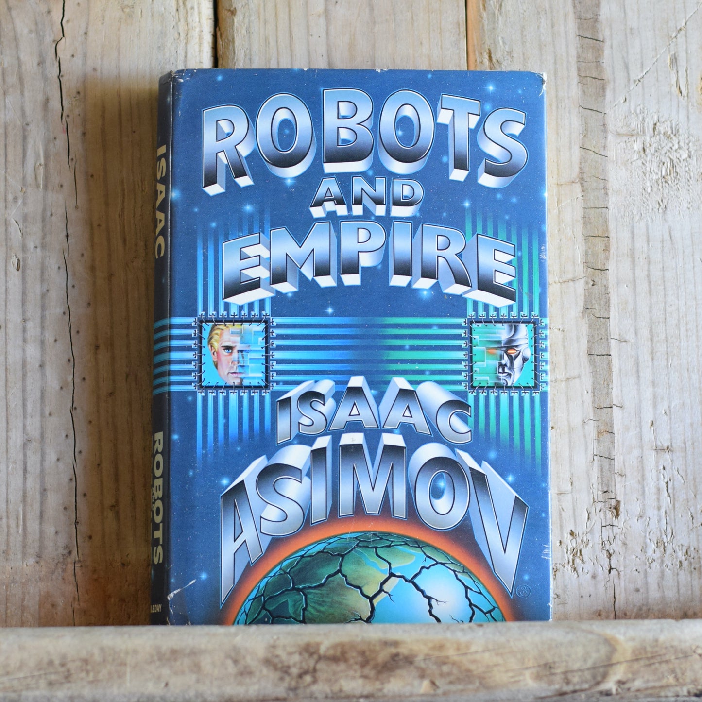 Vintage Sci-fi Hardback: Isaac Asimov - Robots and Empire BCE