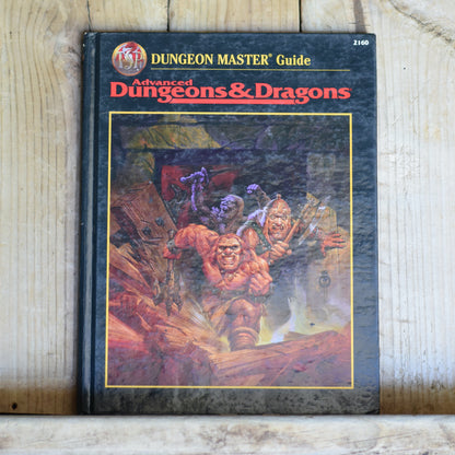 Vintage Dungeons and Dragons Hardback: Advanced Dungeons & Dragons 2e Dungeon Master Guide FIRST PRINTING