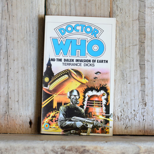 Vintage Sci-fi Paperback: Terrance Dicks - Doctor Who and the Dalek Invasion of Earth