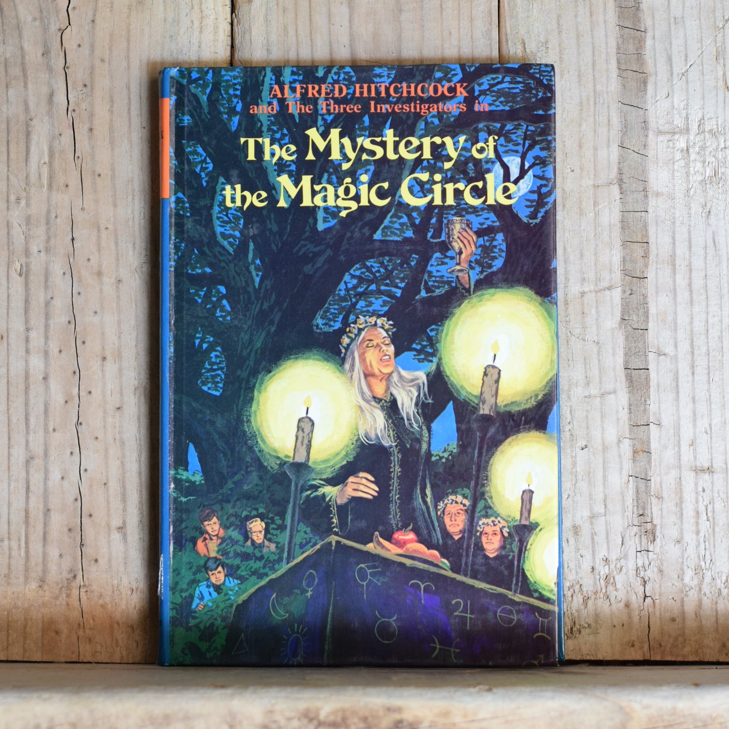 Vintage Fiction Hardback: M V Carey - Alfred Hitchcock and The Three Investigators in The Mystery of the Magic Circle FIRST PRINTING