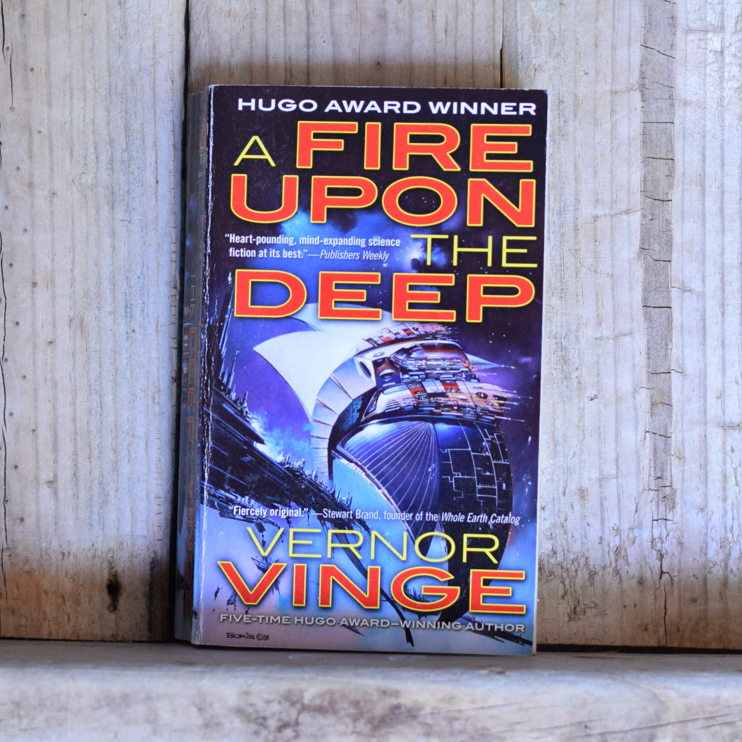 Vintage Sci-fi Paperback: Vernor Vinge - A Fire Upon The Deep