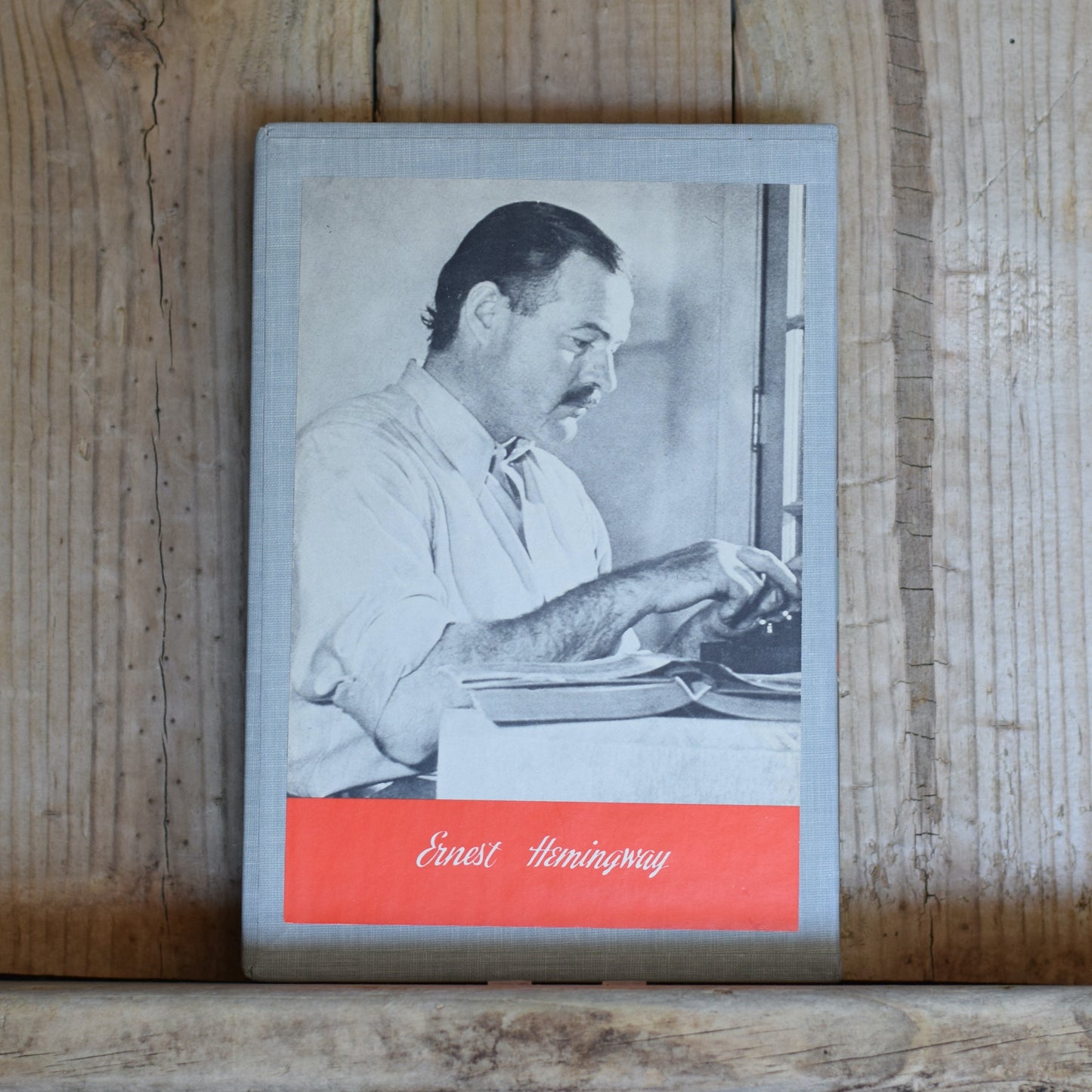 Vintage Fiction Hardback: Ernest Hemingway - For Whom The Bell Tolls