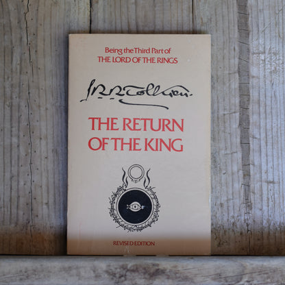 Vintage Fantasy Paperback Boxset: JRR Tolkien - The Lord of the Rings Trilogy
