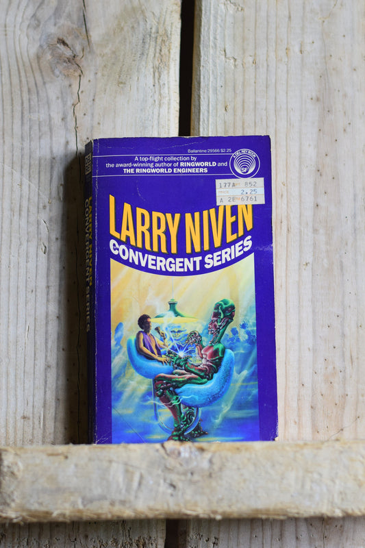 Vintage Sci-fi Paperback Novel: Larry Niven - Convergent Series