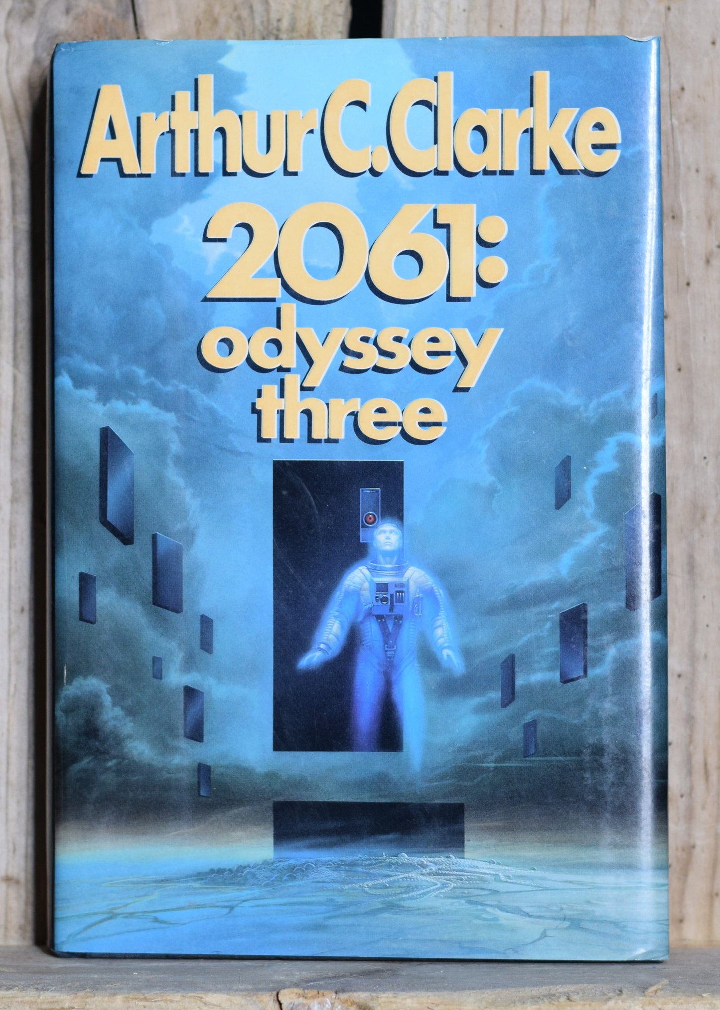 Vintage Sci-fi Hardback Novel: Arthur C Clarke - 2061 Odyssey Three FIRST EDITION