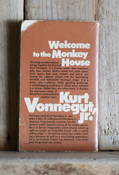 Vintage Fiction Paperback Novel: Kurt Vonnegut Jr. - Welcome to the Monkey House